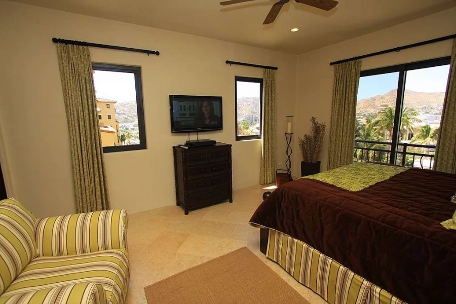 Hacienda 3 Bedroom Villa