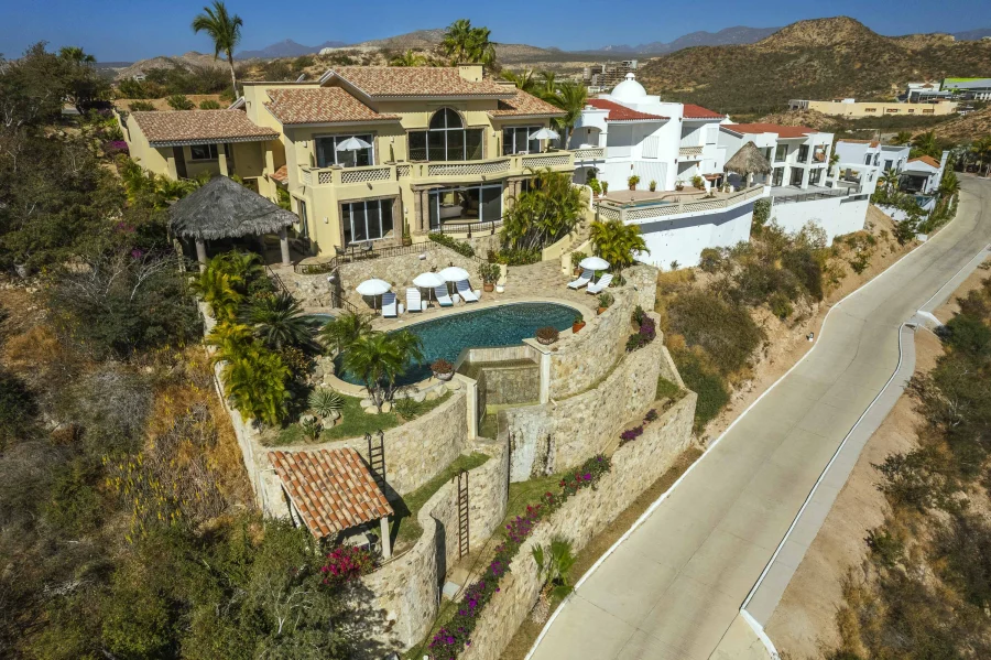 Villa Nirvana
